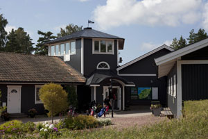 Klubbhus-entr